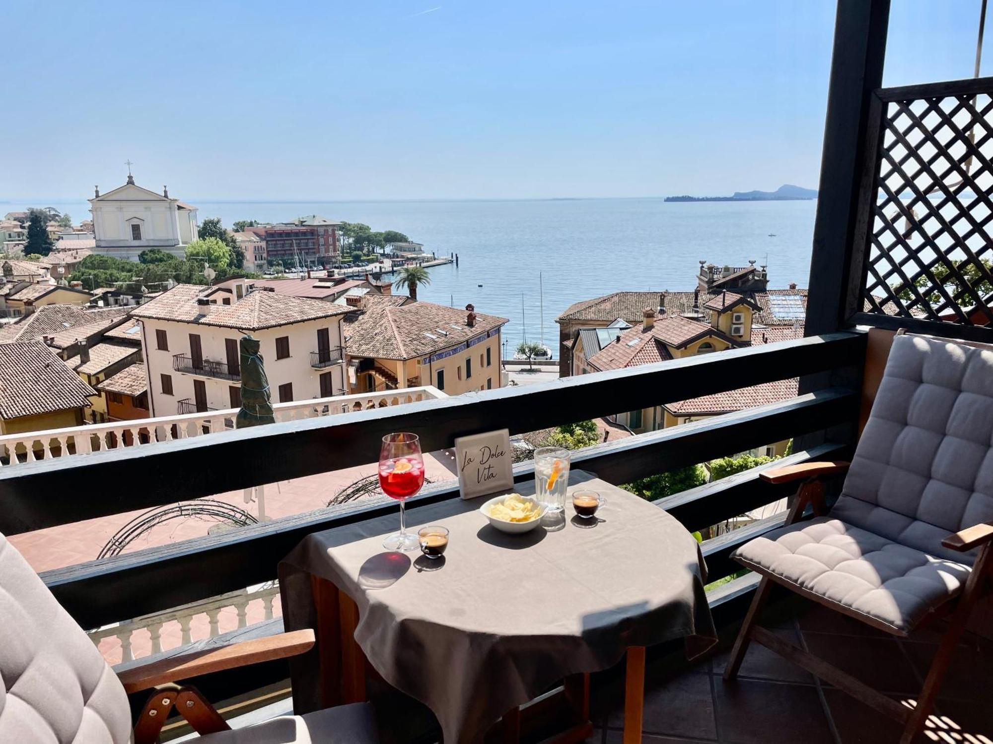 Casa Dolce Vita, Seeblick 托斯科拉诺-马德尔诺 外观 照片